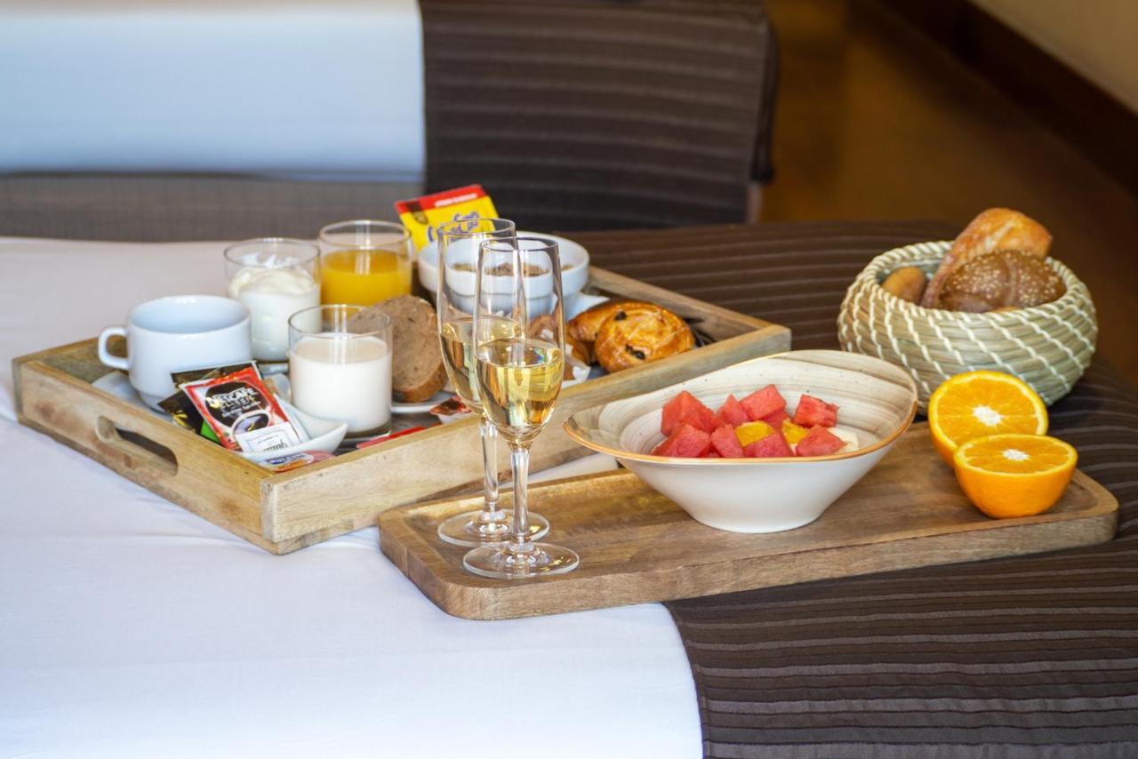 Sterling Hotell Madrid Eksteriør bilde